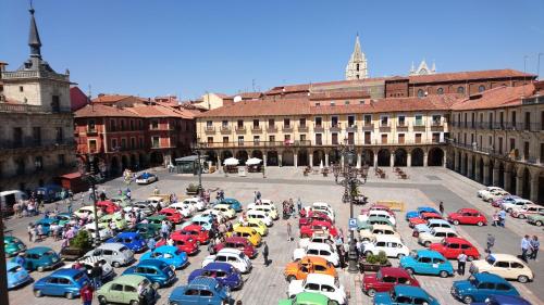 Gallery image of Apartamentos Plaza Mayor in León