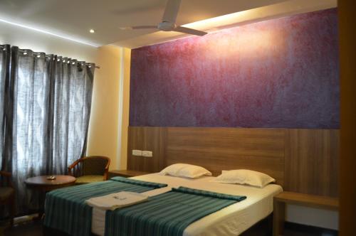 Gallery image of Temple City Hotels India Pvt. Ltd in Cholavandān