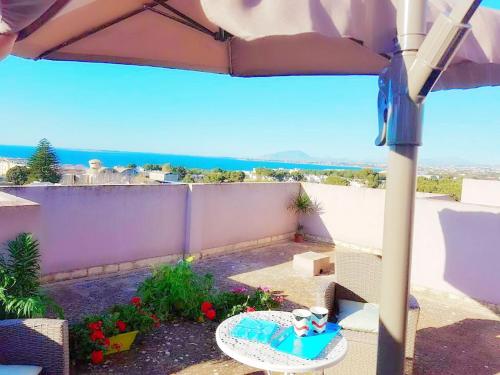Gallery image of Acquamarina Apartment with Terrace in Marsala