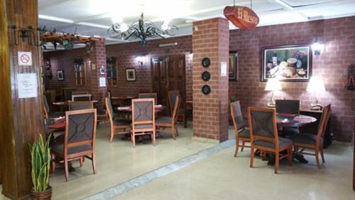 Restaurace v ubytování Hotel Rex