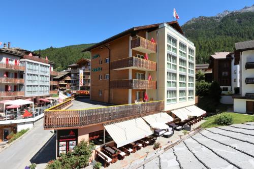 Gallery image of Family Hotel & Spa Desirée in Grächen