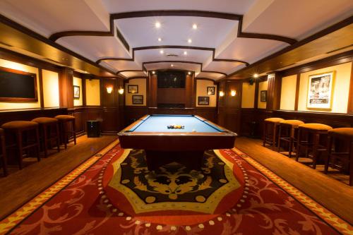 Τραπέζι μπιλιάρδου στο Kristal Hotel Jakarta