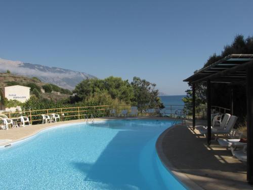 Bazén v ubytovaní Panas Hotel alebo v jeho blízkosti