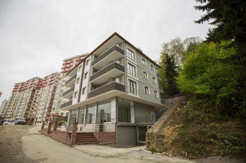 Το κτήριο όπου στεγάζεται  το διαμέρισμα