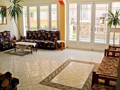 Gallery image of Studios Elena in Limenaria