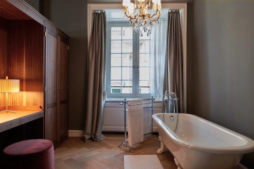 Gallery image of Boutique Hotel La Couronne in Solothurn