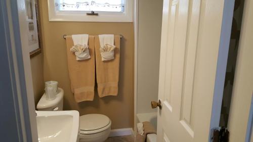 Ένα μπάνιο στο Starlight Lodge Cape Cod