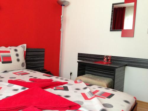 Postel nebo postele na pokoji v ubytování Guest House Lori