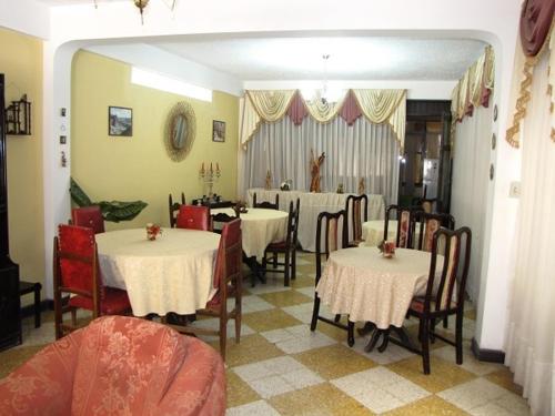 Restorāns vai citas vietas, kur ieturēt maltīti, naktsmītnē Hotel La Torre