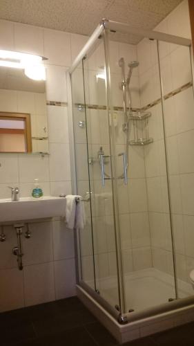 Koupelna v ubytování Hotel am Wald