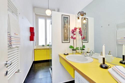 JOIVY Colorful Studio for 2 near city life