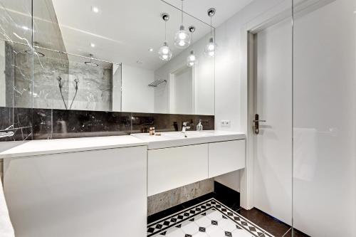 Kúpeľňa v ubytovaní Grand Apartments Wave- Na Fali