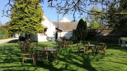 Gallery image of Forest Farm in Bois-Jérôme-Saint-Ouen