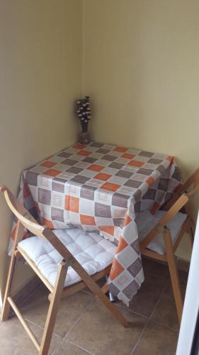 Postel nebo postele na pokoji v ubytování Apartments Teodora Obala
