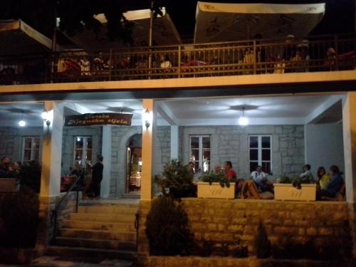 Tetamu yang menginap di BNB Njeguska sijela