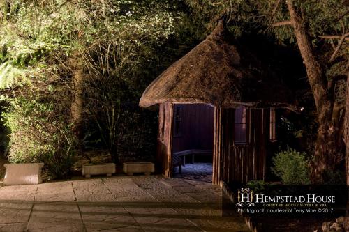 Taman di luar Hempstead House Hotel & Restaurant