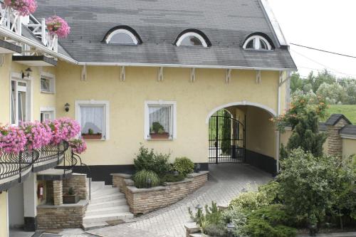 Budova, kde se bed and breakfast nachází
