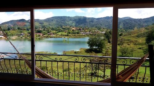 Imagen de la galería de Lake View Hostel, en Guatapé