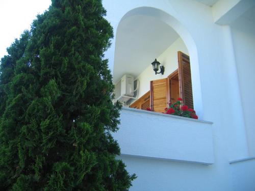 Gallery image of Rappos Studios in Kallithea Halkidikis