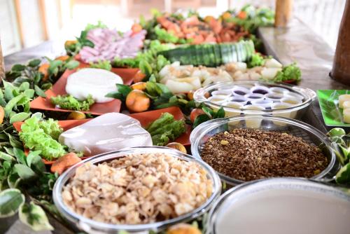 Mad på landstedet eller i nærheden