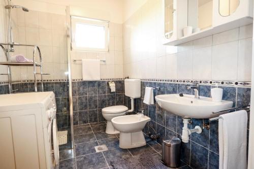A bathroom at Apartment Iva