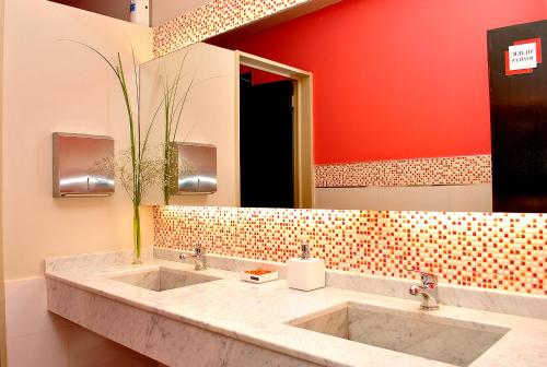 Ett badrum på Kube Apartments Express