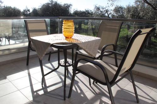 Gallery image of Anesis Luxury Apartments in Skala Sotiros