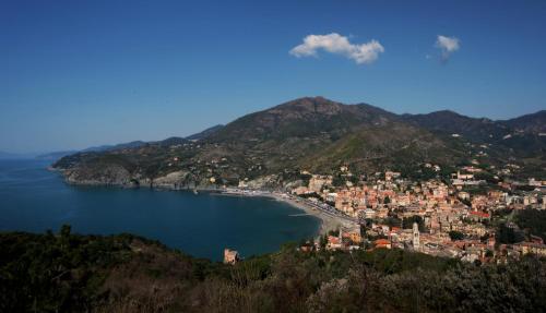 a view of a town on the shore of a lake at Affittacamere Agata in Levanto