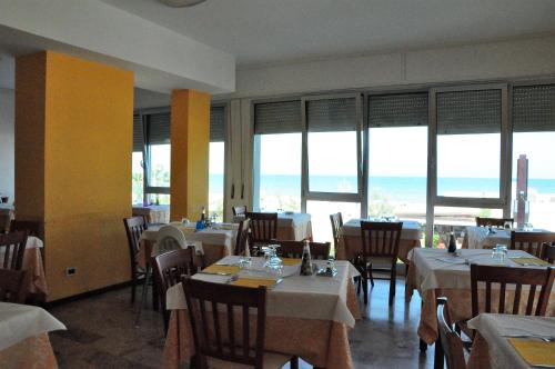 Restaurace v ubytování Hotel Sirena
