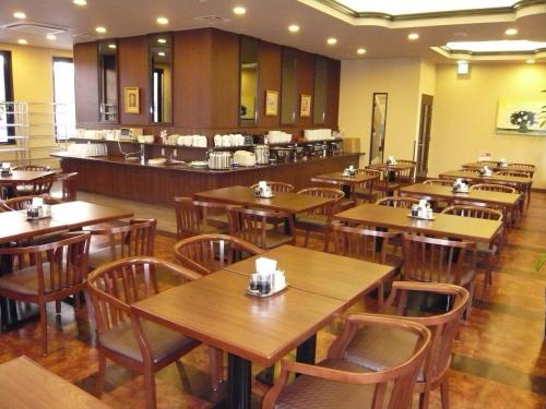 Εστιατόριο ή άλλο μέρος για φαγητό στο Hotel Route-Inn Koriyama Minami