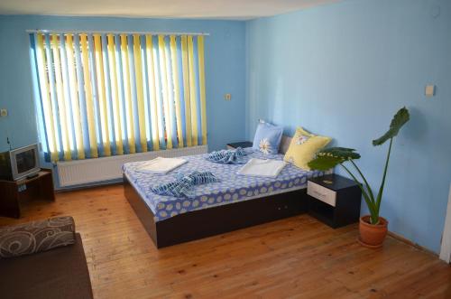 Katil atau katil-katil dalam bilik di Villa Ribarica