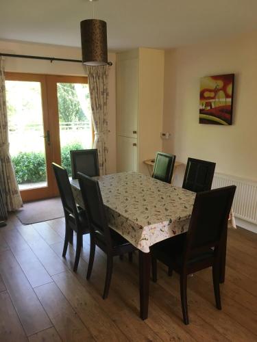 Gallery image of Lough Rynn Rental in Mohill