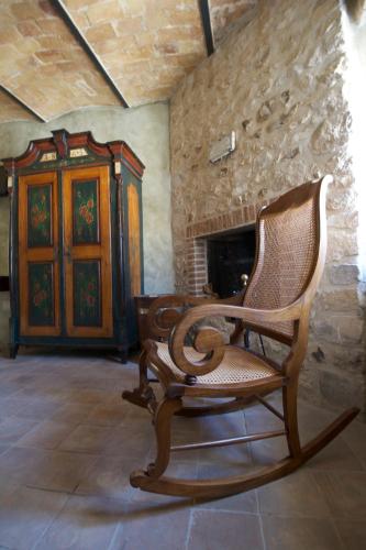 TV a/nebo společenská místnost v ubytování Robur Marsorum Albergo Diffuso