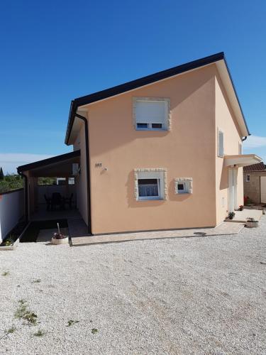 Apartmani Luca