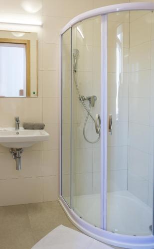 Ένα μπάνιο στο Penzion Apartmány Hradební