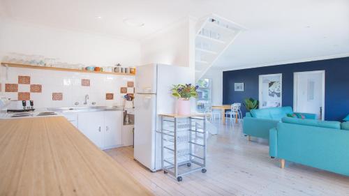 Dapur atau dapur kecil di The River Retreat