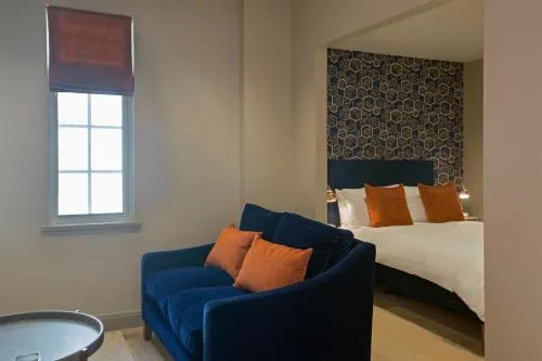 No.8 Waterloo Street photo 23