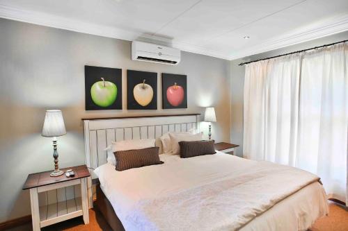 Katil atau katil-katil dalam bilik di Accommodation at Vans No Loadshedding