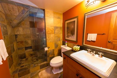 Gallery image of Snowberry Villas in Whistler