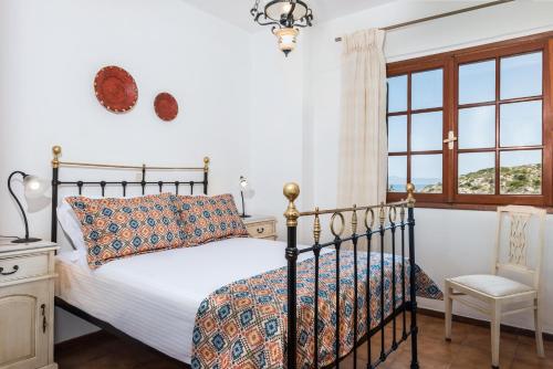Кровать или кровати в номере Alianthos Villa