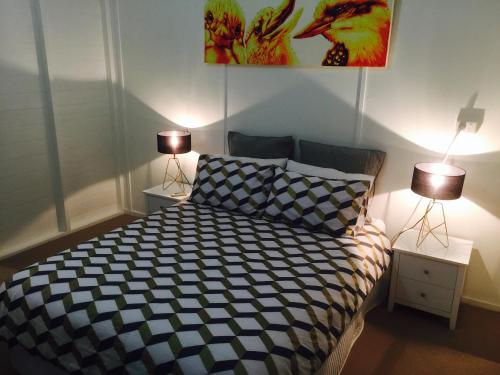 Ein Bett oder Betten in einem Zimmer der Unterkunft Cottage on Cork -Laffin Cottage