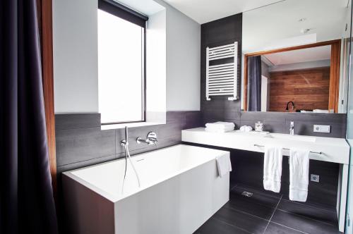 Un baño de ION City Hotel, Reykjavik, a Member of Design Hotels