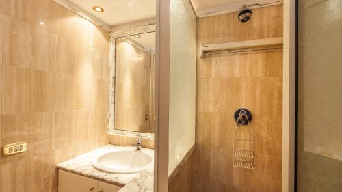 A bathroom at Rental in Rome - Gambero Suite