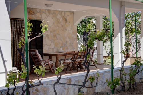 Apartment Pergola Nin - Queen's Beach