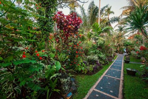 Zahrada ubytování Ubud Inn Cottage by Prasi