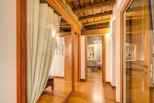 Gallery image of Pantheon Miracle Suite in Rome