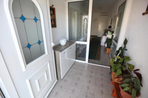 Gallery image of Apartment Marin in Seget Donji