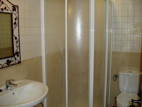 Phòng tắm tại Hospedaje El Marinero