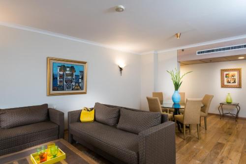 Area soggiorno di Leonardo Plaza Hotel Eilat