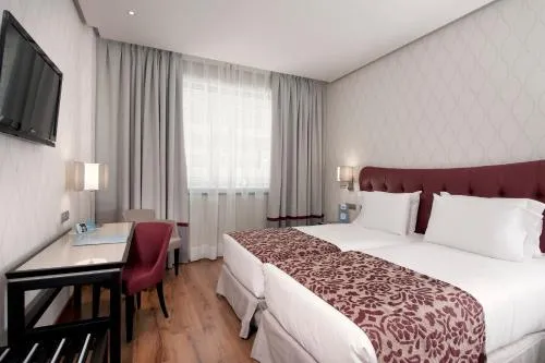 Eurostars Plaza Mayor photo 5